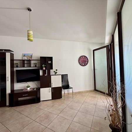 מאמאיה Vedere La Mare Apartament מראה חיצוני תמונה